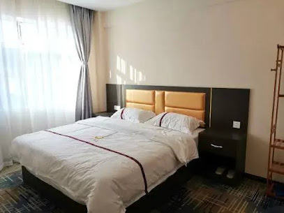 Zhaotong Yining Hotel