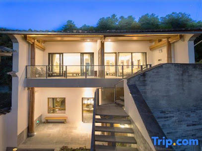 Tengchong Heshun Yunxuan Hot Spring Panoramic Homestay