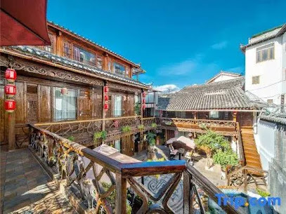 Lijiang Fengxiang Inn