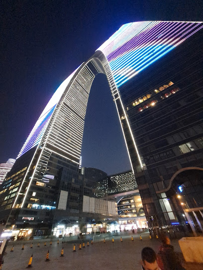 左岸明珠酒店（西南门）
