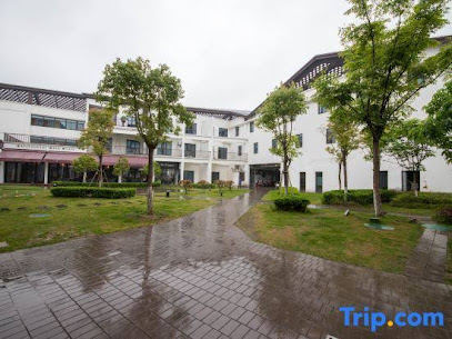 TuChi Hotel Apartment