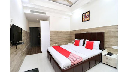 OYO 30848 Hotel Signature
