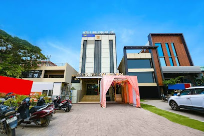 Hotel Billionaire Inn