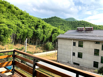 Aanji Manyuan Waterfront Hotel