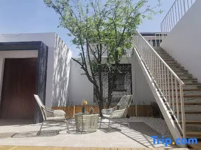 Qiyue Yinke Kongjian Boutique Guesthouse
