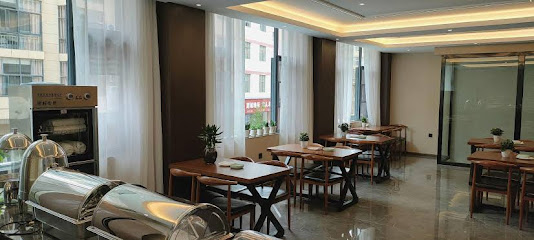 Wu Dingpo Moon Hotel