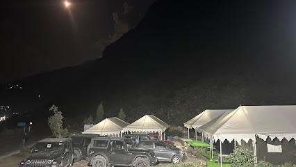 Glampfire Hotel and Cafe