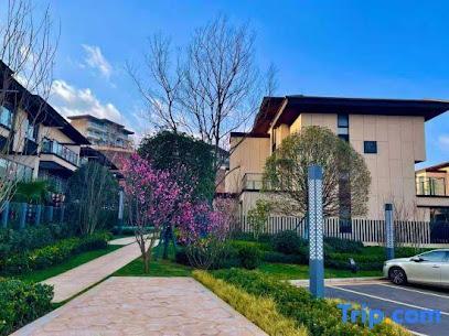 FuXian Lake Holiday House