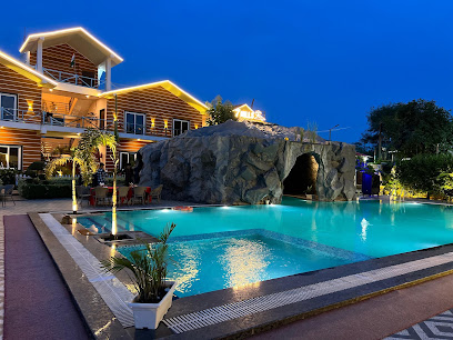7 Hills Resort