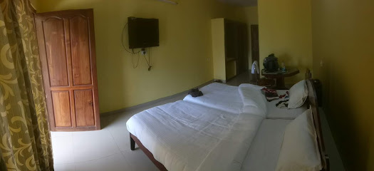 OYO 33027 Fourth Floor