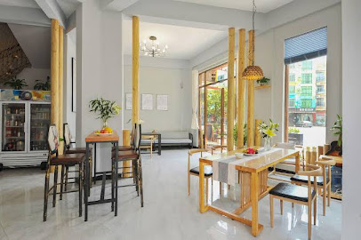 Like Year of Time Flow · Yunqi Homestay