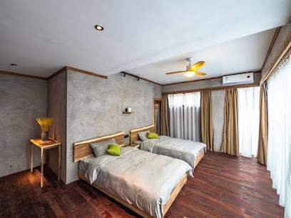 Yulin Shanju Guesthouse