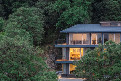 StayVista at Cliffbourne