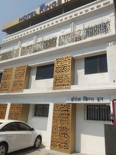 OYO Flagship 80006 Hotel Kings Inn