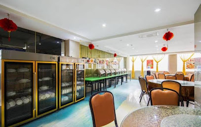 Royal Hotel