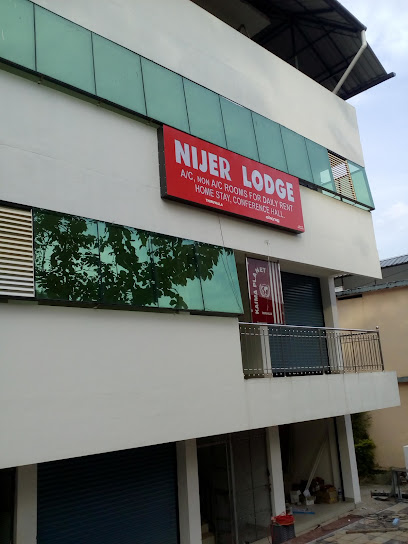 NIJER LODGE TIRUVALLA
