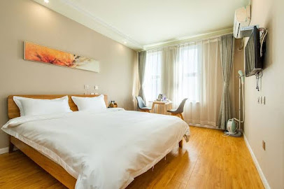 J Hotel