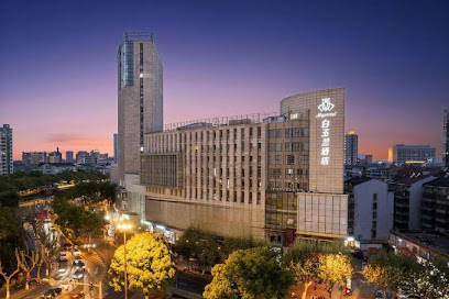 Magnolia Hotel