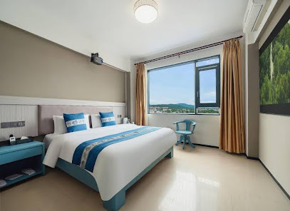 Holiday inn sanya sea of clouds