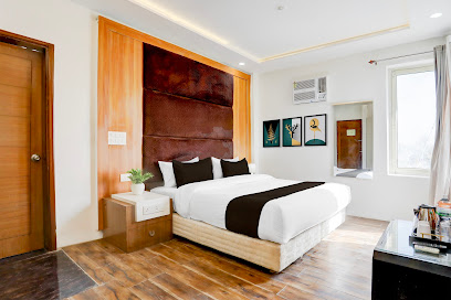 Hotel O by OYO Taj Village