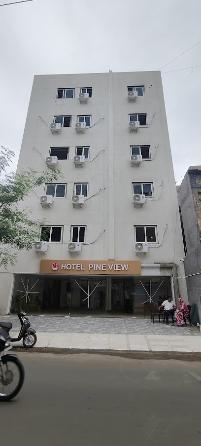 HOTEL PINE VIEW