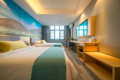 Ease Hotel