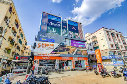 Hotel SSR Fern Suites Near GSM Mall