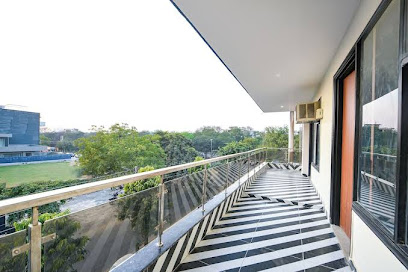 RR premium residency