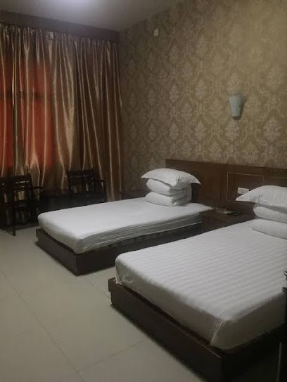 Longyou Jiali Business Hotel