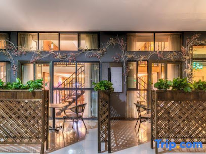 Nawuyou Art Hotel