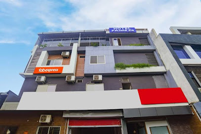 FabHotel Green Park I