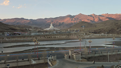 甘孜稻城翔云酒店