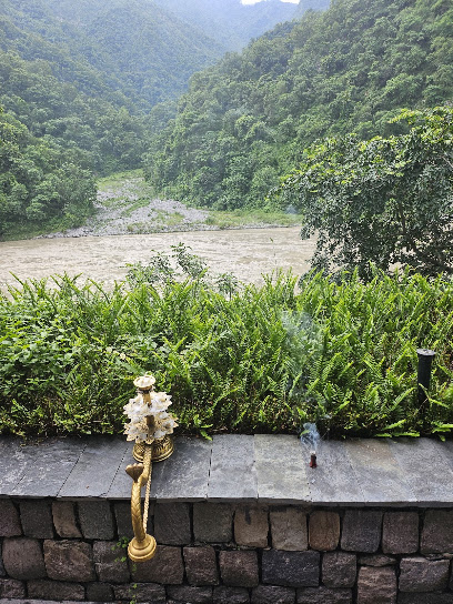 TigerPaw Camp-Spashram RiverMountain Retreat