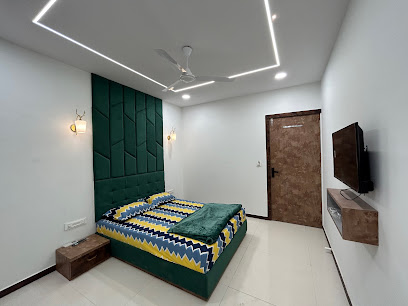 Star rooms surat