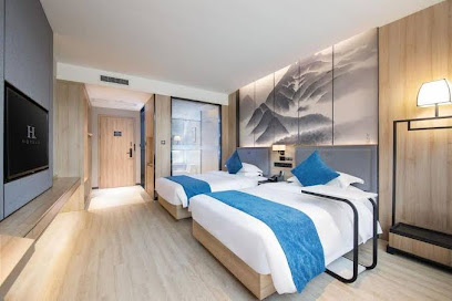 H Hotel