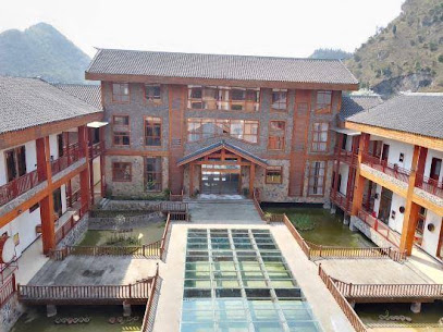 Xingren Renshan Renhai Resort