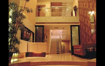 Royal Residence 90