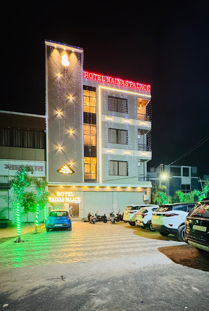 Hotel Nainas Palace