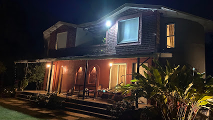 The Little Red Cottage By Orya Retreat