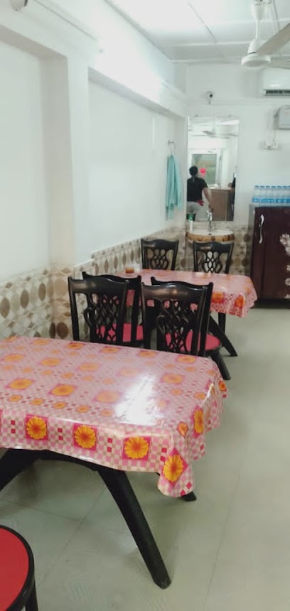 New Pakiza Hotel