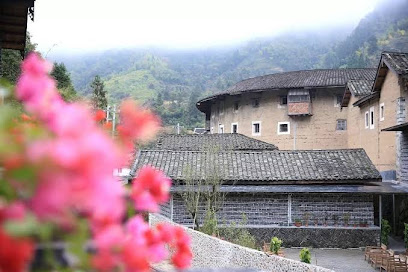 Tsingpu Nanjing Tulou Retreat