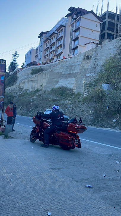 Snowfalls Homestay,New Kufri,Shimla