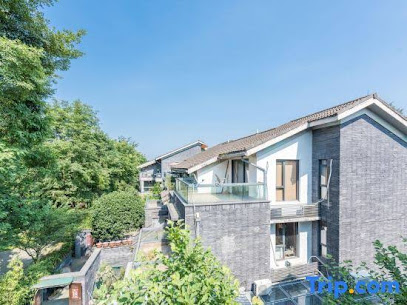 Qingcheng Mountain Huajun Holiday Villa