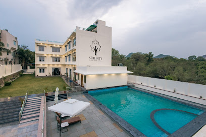 Serenity Hill Resort Near (2Km) Fateh Sagar Lake Udaipur