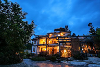 大理悦时樱花谷游多多客栈