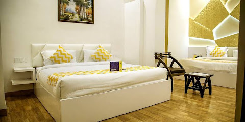 Capital O 11507 Sallow Royal Suites