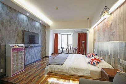 Roman Time Art Apartment Hotel