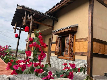 Longchang Runyuanzhuang Homestay