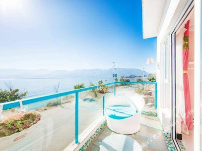 Half Inch Sunshine Apart Hotel