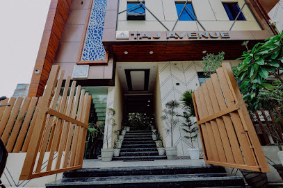 Hotel Taj Avenue